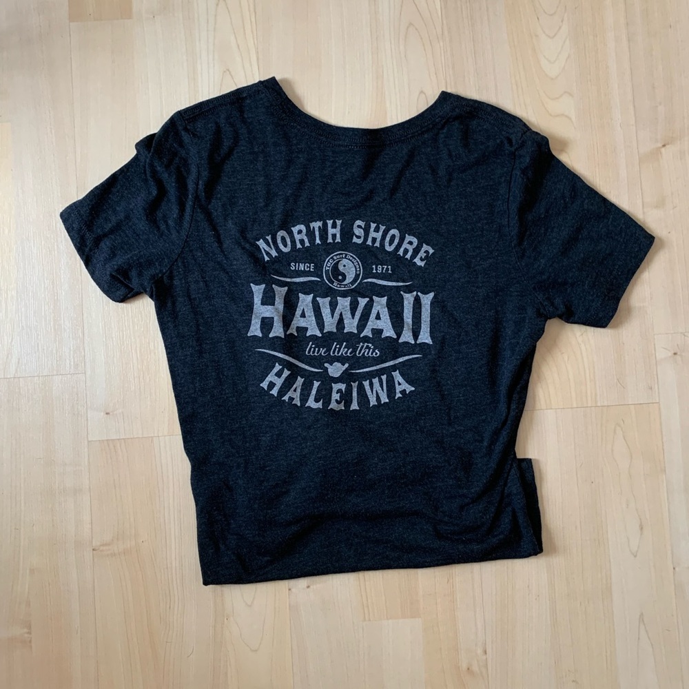 T&C Hawai’i North shore surf shirt
